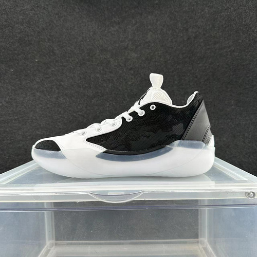Jordan 39 generación blanco y negro 40-45